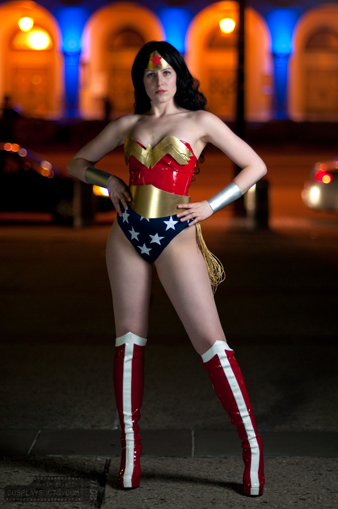 Wonder Woman by cosplayshots